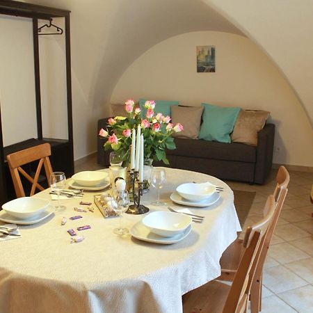 St. George Apartments Praha Ruang foto