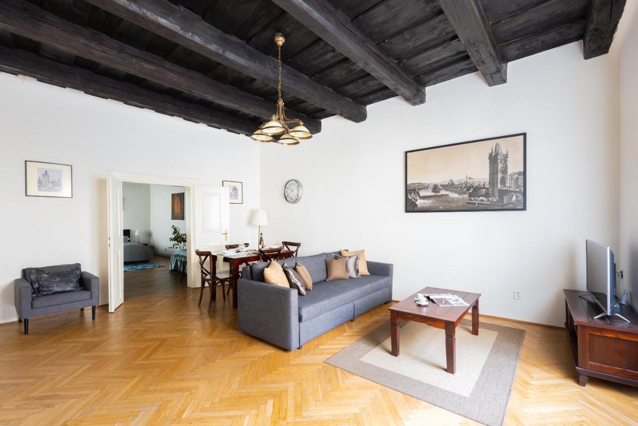 St. George Apartments Praha Bagian luar foto