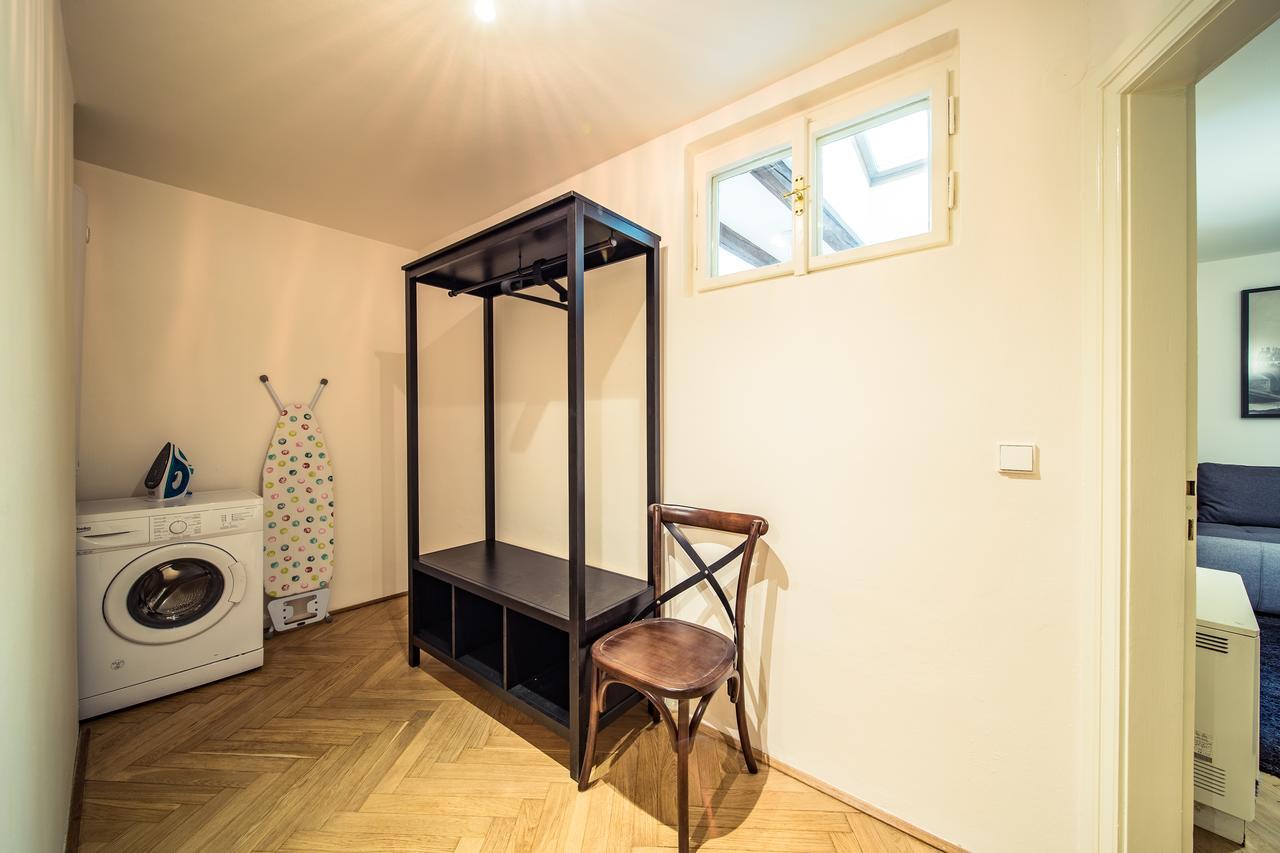 St. George Apartments Praha Bagian luar foto
