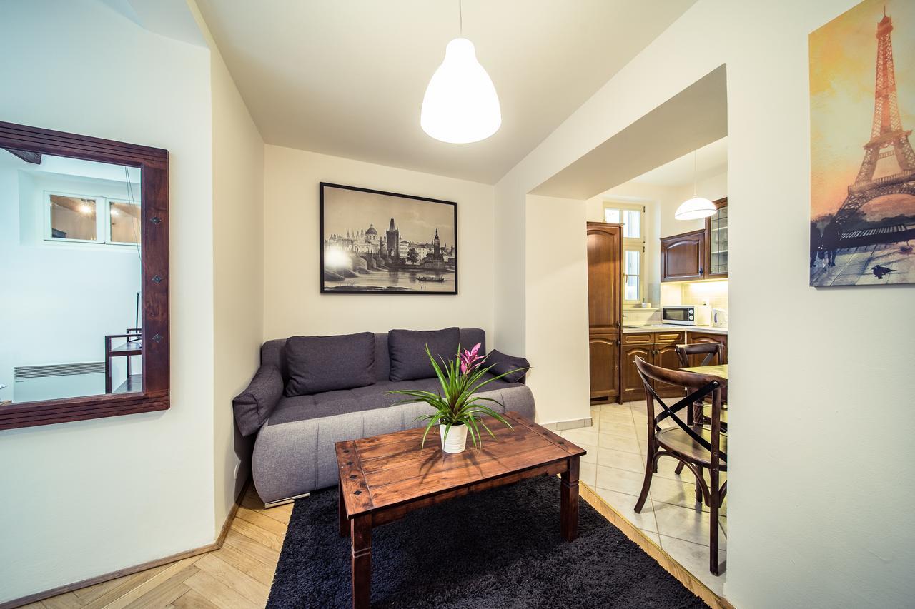 St. George Apartments Praha Bagian luar foto