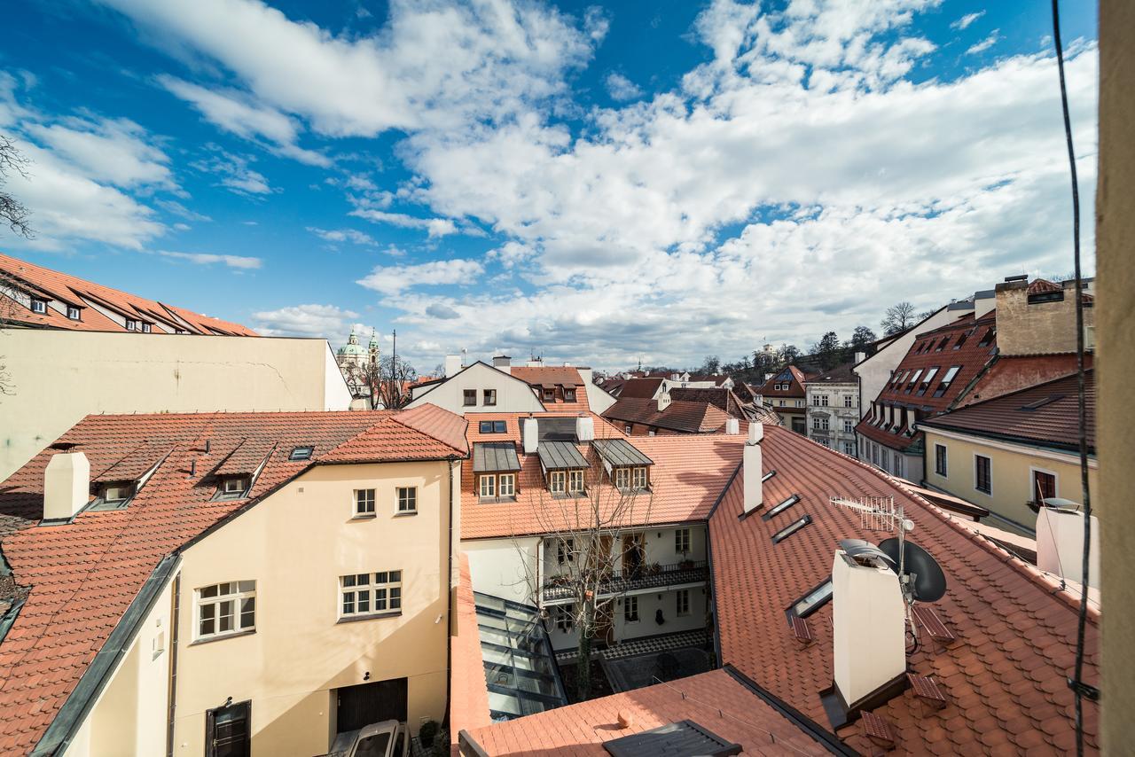St. George Apartments Praha Bagian luar foto